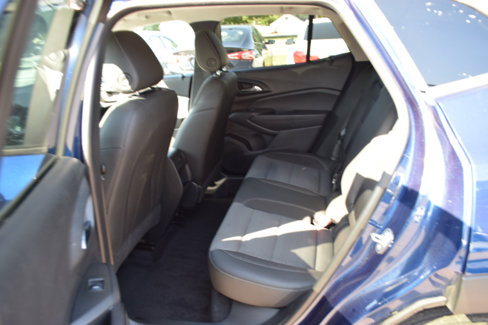 Used 2024 Chevrolet Trax LT w/ Driver Confidence Package image 30