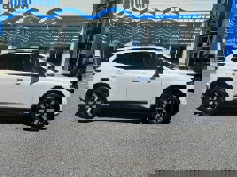 New 2025 Honda Prologue Touring image 2