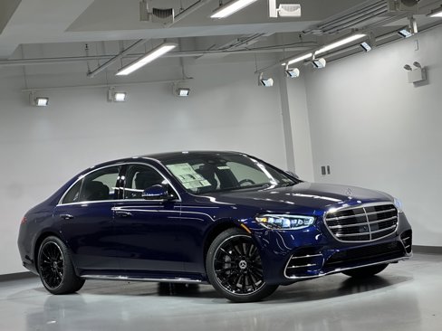 New 2026 Mercedes-Benz S 580 4MATIC Sedan image 2