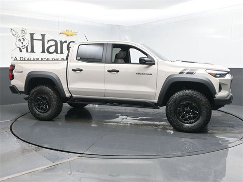 New 2026 Chevrolet Colorado ZR2 w/ ZR2 Bison Edition image 1