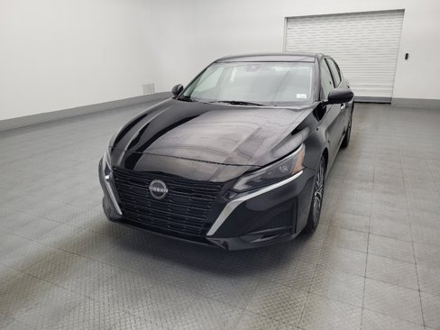 Used 2024 Nissan Altima 2.5 SV image 15