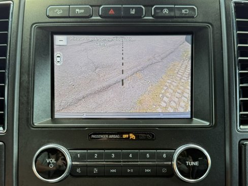Used 2019 Ford Expedition Limited w/ Equipment Group 302A image 28