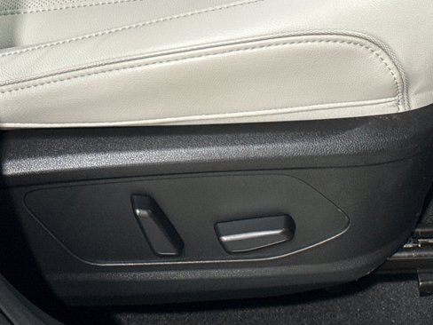 Used 2024 Hyundai Tucson Limited image 26