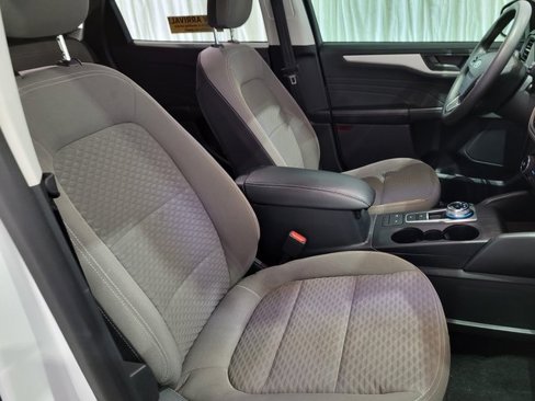 Used 2022 Ford Escape SE image 56