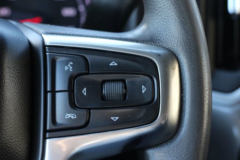 Used 2022 Chevrolet Silverado 2500 Custom w/ Custom Convenience Package image 17