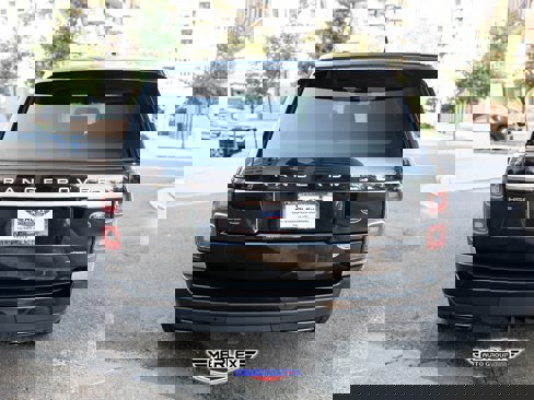 Used 2021 Land Rover Range Rover Westminster Edition image 6
