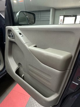 Used 2018 Nissan Frontier SV image 35