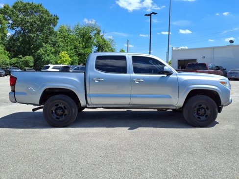Used 2022 Toyota Tacoma SR image 23