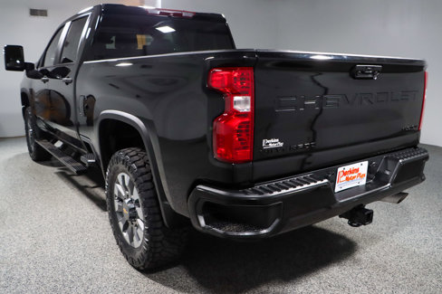 Used 2024 Chevrolet Silverado 2500 Custom w/ Custom Convenience Package image 10