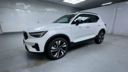 New 2026 Volvo XC40 B5 Ultra w/ Protection Package Premier image 20