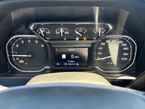 Used 2022 GMC Sierra 1500 AT4 image 15