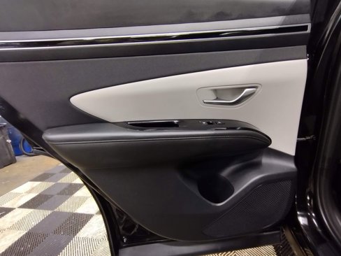 Used 2022 Hyundai Tucson Limited image 38