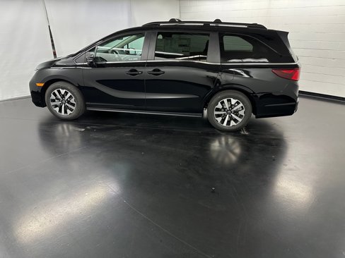 New 2026 Honda Odyssey EX-L image 2