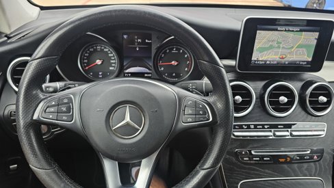 Used 2019 Mercedes-Benz GLC 300 w/ Premium Package image 43