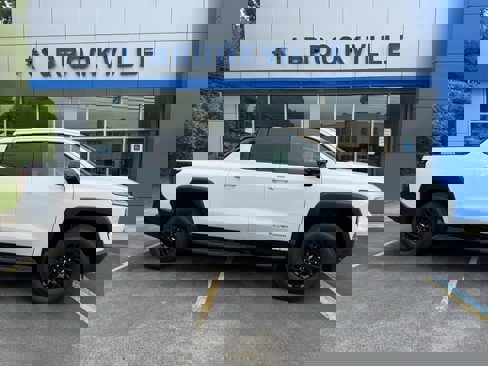 New 2025 Chevrolet Silverado EV LT image 1