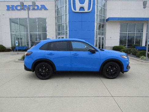 New 2026 Honda HR-V Sport image 4