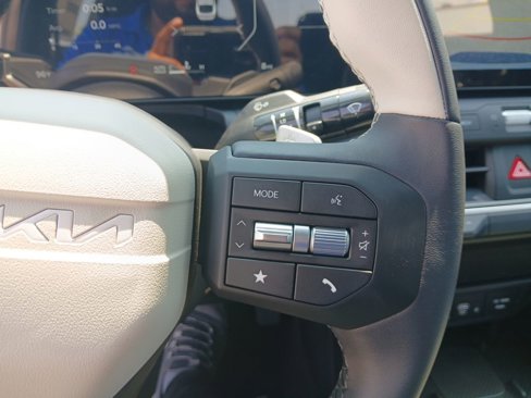 New 2025 Kia K4 GT-Line w/ GT-Line Sunroof Package image 20