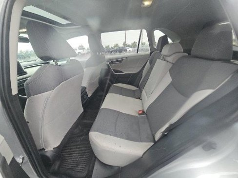 Used 2025 Toyota RAV4 XLE w/ Convenience Package image 6