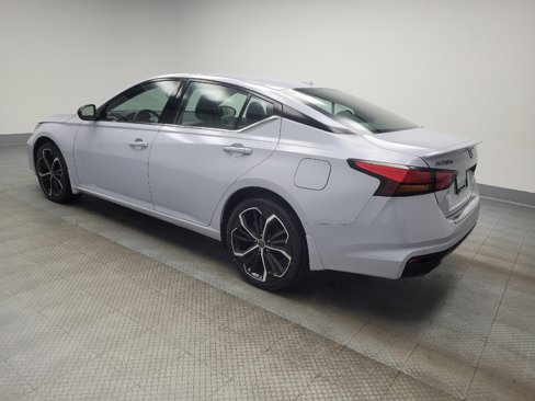 Used 2023 Nissan Altima 2.5 SR image 3
