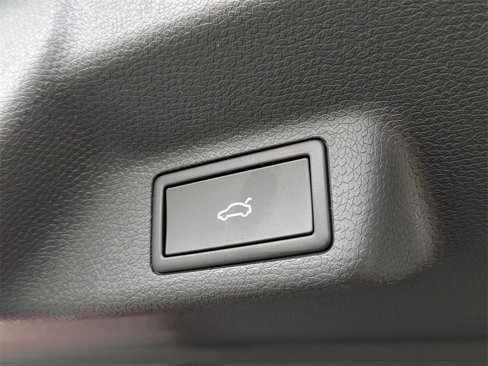 New 2025 Volkswagen ID. Buzz Pro S Plus image 31