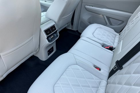 New 2026 Volkswagen Atlas SEL Premium R-Line image 11