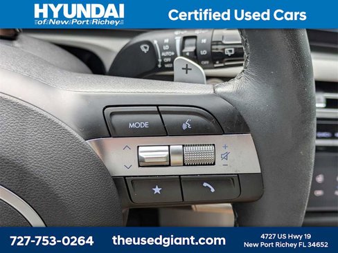 Certified 2025 Hyundai Tucson Limited image 38