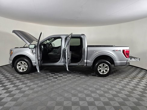 Used 2023 Ford F150 XLT image 16