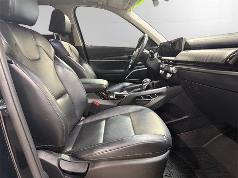 Used 2023 Kia Telluride EX X-Line image 16