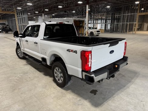 Used 2024 Ford F250 XLT image 36