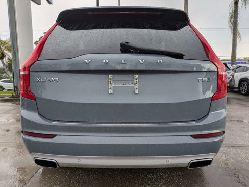 Used 2020 Volvo XC90 T5 Momentum w/ Protection Package Premier image 5
