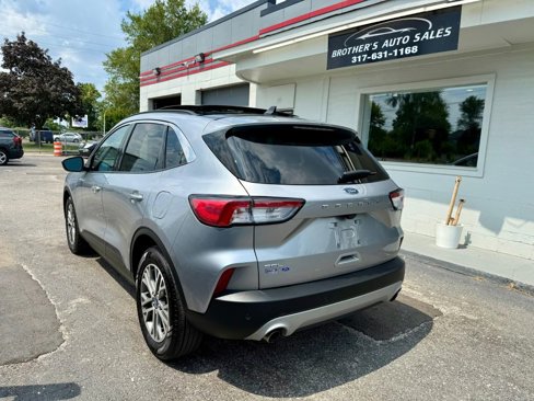 Used 2021 Ford Escape SEL image 9