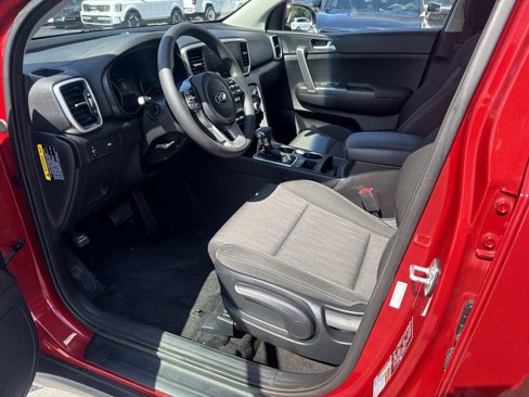 Used 2022 Kia Sportage LX image 18