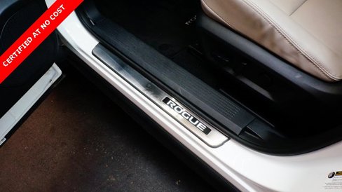Used 2023 Nissan Rogue SL w/ SL Premium Package image 30
