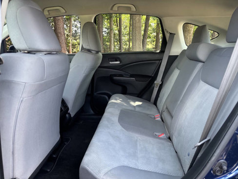 Used 2015 Honda CR-V LX image 9