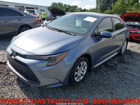 Used 2025 Toyota Corolla LE image 3