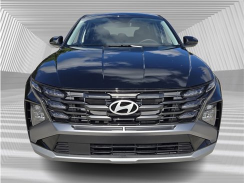 New 2026 Hyundai Tucson SE image 3