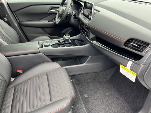 New 2026 Nissan Rogue SV image 21