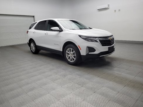 Used 2023 Chevrolet Equinox LT w/ LPO, Floor Liner Package image 13