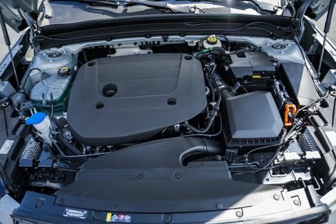 New 2026 Volvo XC40 B5 Plus w/ Protection Package Premier image 19