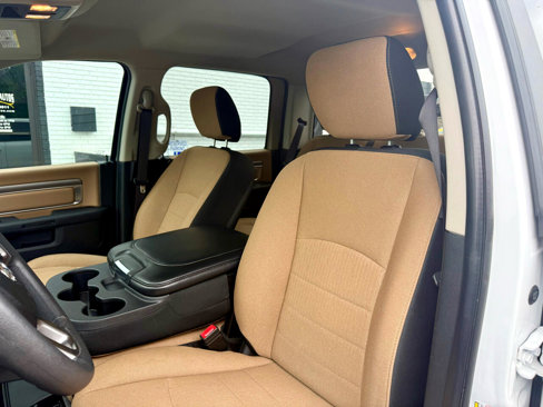 Used 2021 RAM 1500 Classic SLT image 19