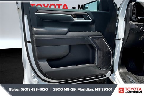 Used 2024 Chevrolet Silverado 1500 LT image 17