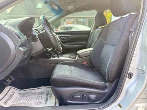 Used 2016 Nissan Altima 2.5 SV image 24