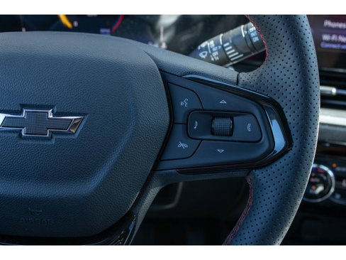 New 2025 Chevrolet Trax RS w/ Sunroof Package image 22