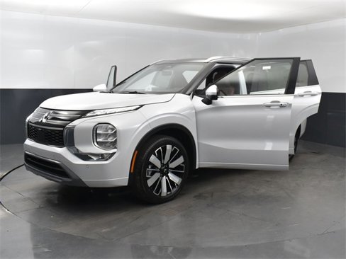 New 2025 Mitsubishi Outlander SEL image 20