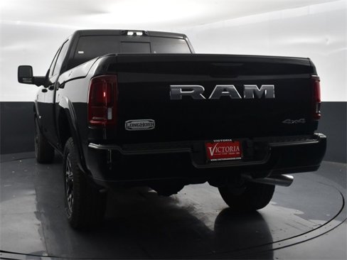 New 2025 RAM 2500 Limited image 17