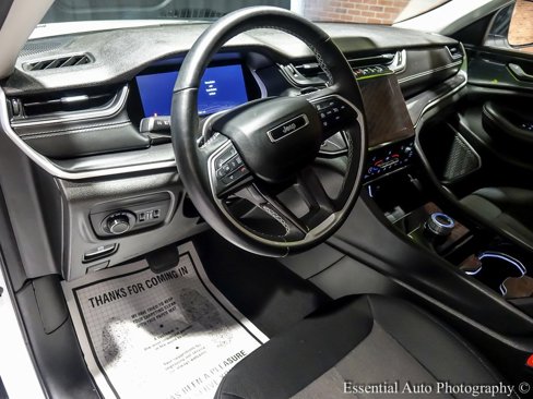 Used 2022 Jeep Grand Cherokee L Laredo w/ Luxury Tech Group I image 11
