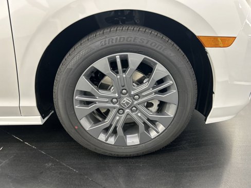 New 2026 Honda Odyssey Touring image 33
