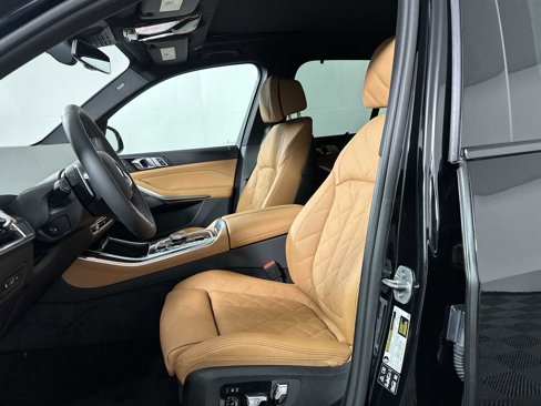 New 2026 BMW X5 M60i image 11