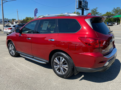 Used 2020 Nissan Pathfinder SL image 8