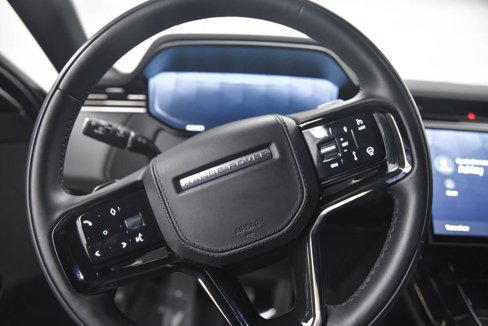 Used 2024 Land Rover Range Rover Sport Dynamic SE image 17